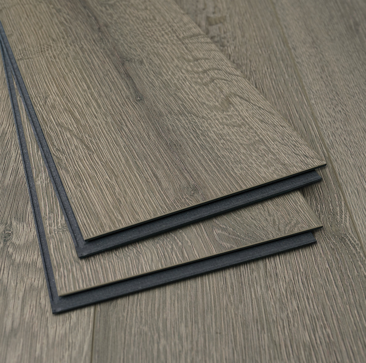 【GRAY】BOARDS LIMITED EDITION UG.高田昭義 Gray Oak - SuperOak 12mm Hybrid Wood Plank 47.8